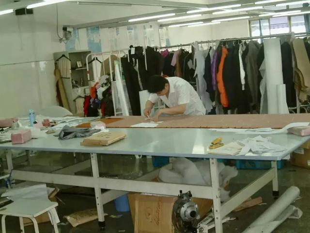 “隐形”代工厂登上TOP10，平湖小伙将羽绒服卖到全世界(1)