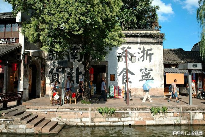 订单大增51%，年轻人花小钱去县城旅游成潮流了？(1)