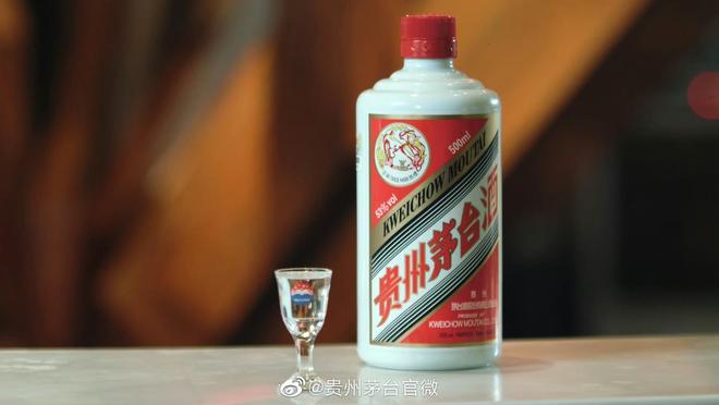 每天定闹钟抢茅台的人：抢着1499元的飞天，赚一杯奶茶钱(1)