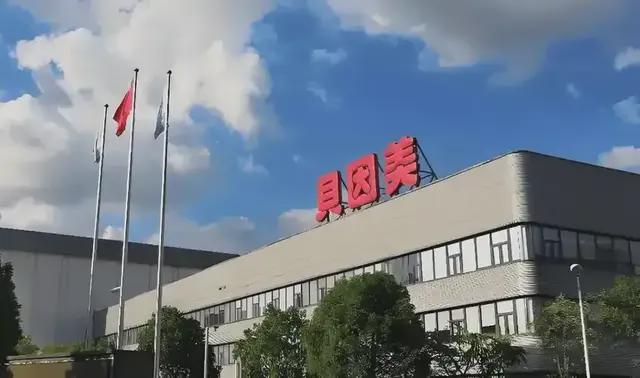 产品被投诉，股权将易主！“国产奶粉第一品牌”跌落神坛？(7)