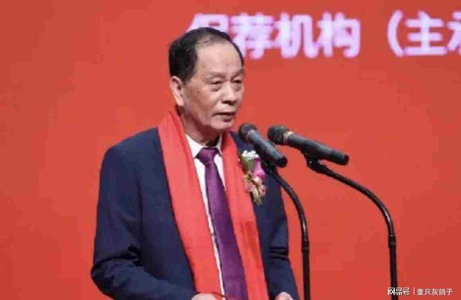 在大陆淘金20年，眼看赚钱机会没了，香港老板套现17亿清仓离场
