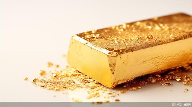 伦敦现货金价剑指5000美元，银行黄金类产品趁势“吸金”(1)