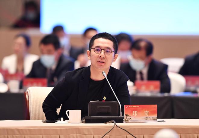 印奇出任阶跃星辰董事长，刚完成超50亿元融资，千里科技股价盘中涨超5%(2)