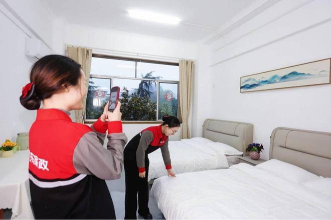 “京东们”，抢着干“脏活累活”(6)