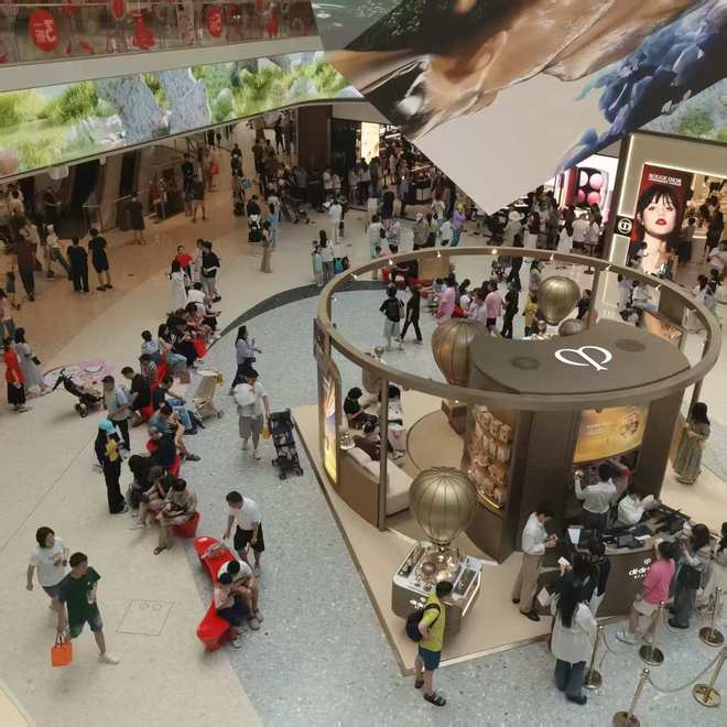 海南春节免税购物日均狂揽3亿，18个市县“人财两旺”(2)