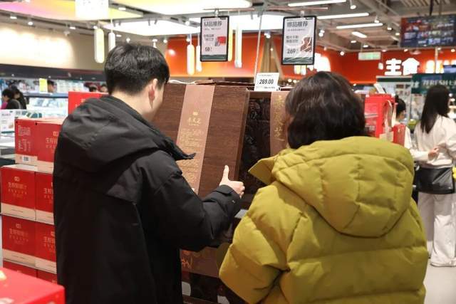 运费不涨鲜力拉满！京东七鲜春节线上订单翻倍，礼盒销量飙涨600%(5)