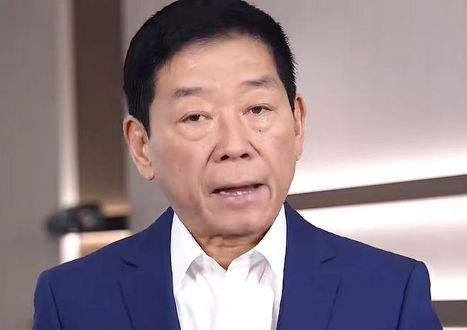 刚刚！魏建军就海报抄袭事件公开致歉：的确抄袭了，愿担责(1)