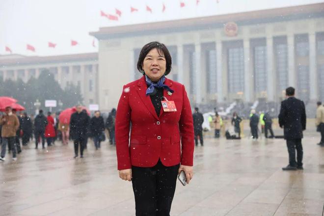 专访全国人大代表李敏：“十五五”将成制造企业质量跃升关键窗口｜ 直击两会(1)