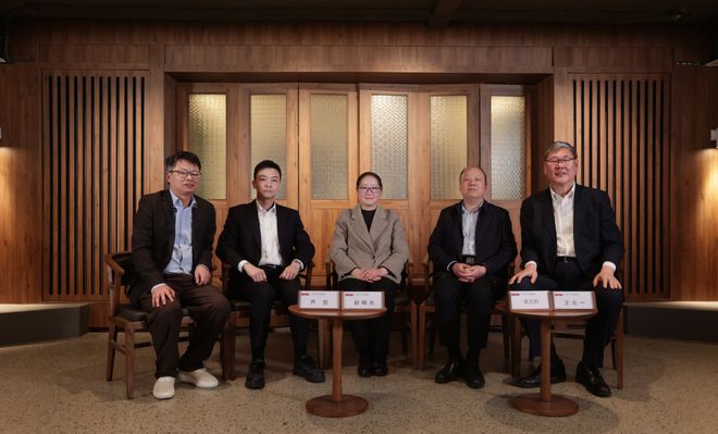 “时代锐见”活动成功举办：聚集全国两会热点 热议AI的发展与治理(1)