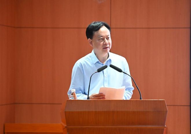听改革故事、学改革精神，改革开放史公益活动在广东高校举行(2)